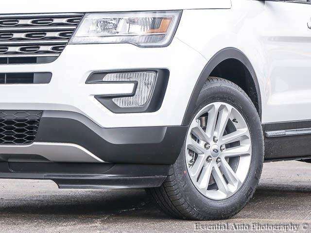 Ford Explorer 2017 photo 2